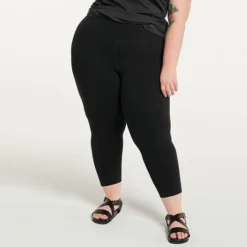 Plus Size FLX Affirmation High-Waisted Capri Leggings Dnu